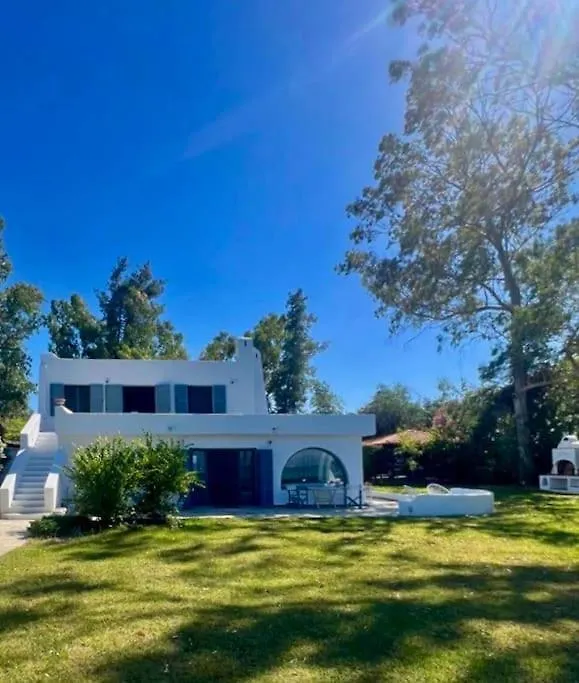 Prázdninový dům Azure Bianca Beach Villa Diaporos