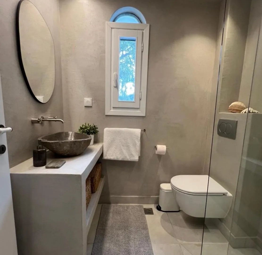 Azure Bianca Beach Villa Diaporos Prázdninový dům